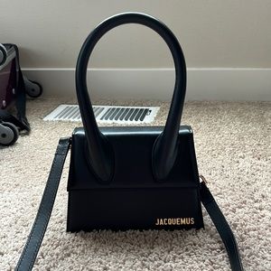 Jacquemus Le Chiquito Moyen